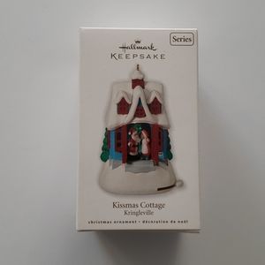 Hallmark Ornament Kissmas Cottage, #1